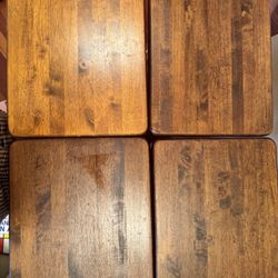 Foldable side tables