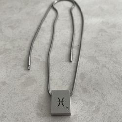 TeNo Zodiac Pendant And Chain 