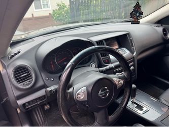 2012 Nissan Maxima