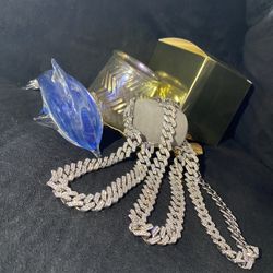 Three-Piece Pack 20 Inch Lab Ice Stones, Italiano Links