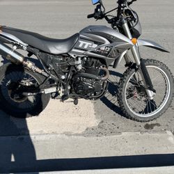 Selling 2021  Motorcycle Cc250  