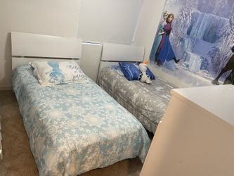 Bed Set For Two