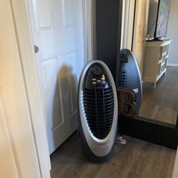Evaporative Cooler w/remote Honeywell CS10XE 175 Sq Ft Evaporative Cooler
