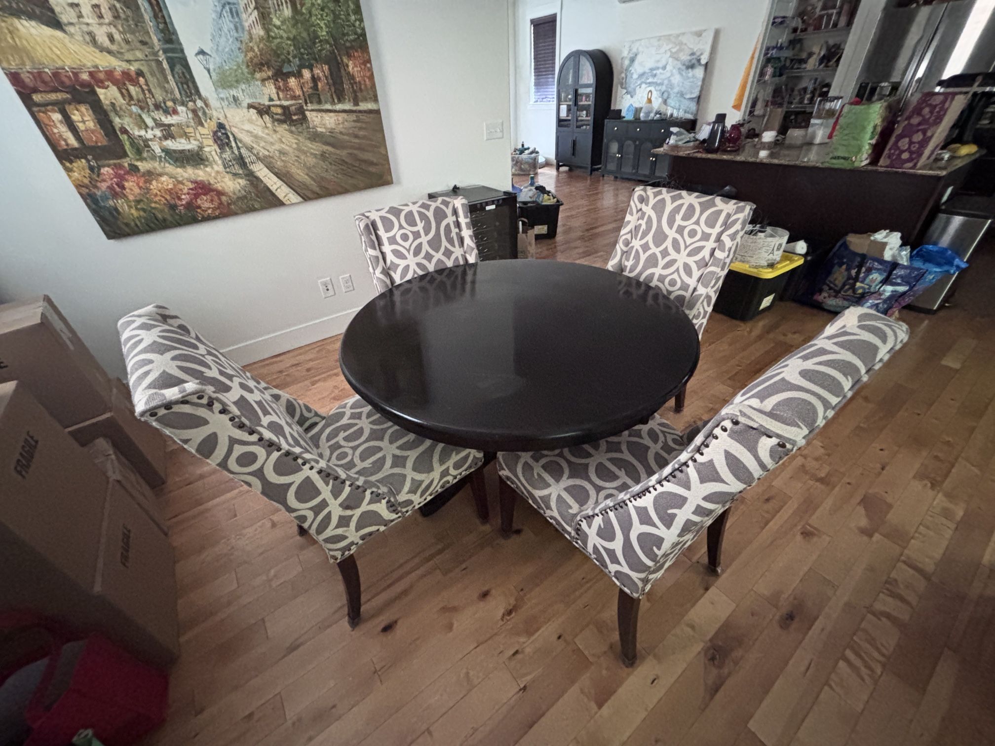 Round Kitchen Table & 4 Chairs