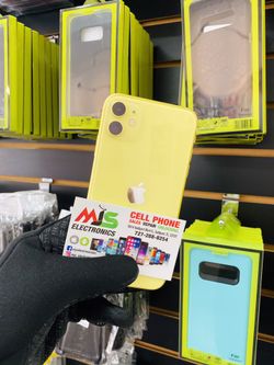 IPHONE 11 64GB UNLOCKED