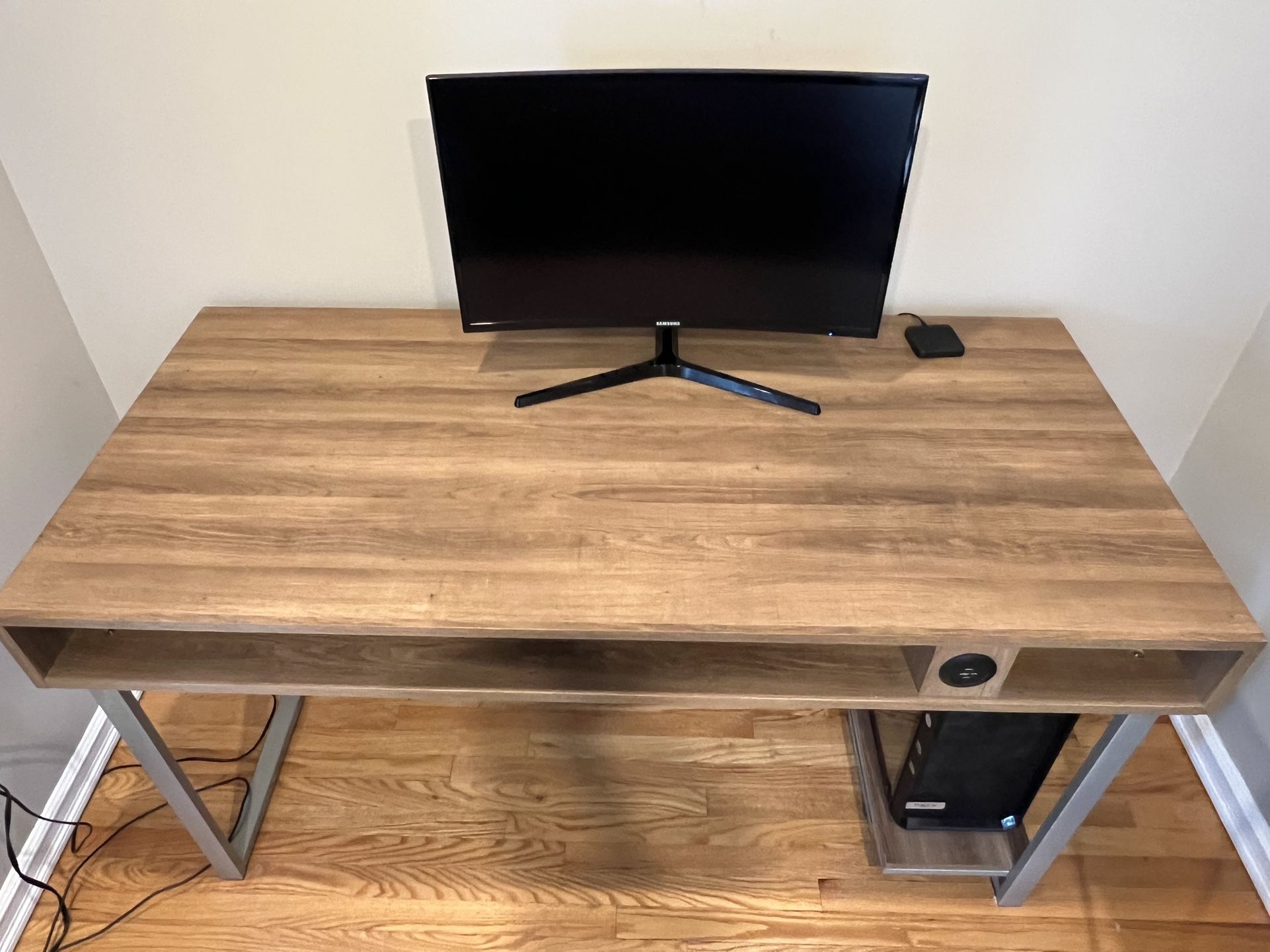 Office Desk / Gaming Desk