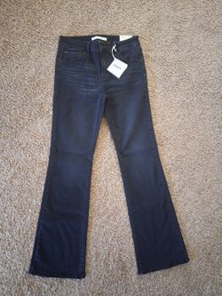 Enjean Jeans - High Rise Bootcut - Dark Wash - Size 9 - Brand New With Tags