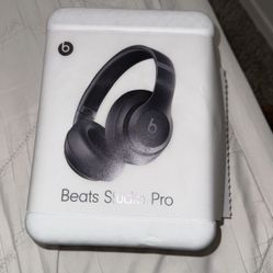 Beats Studio Pro