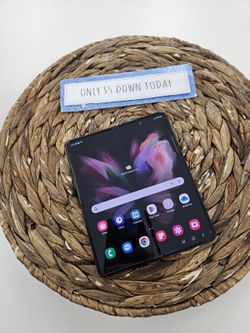 Samsung Galaxy Z Fold 3 (Unlocked) - Pre Owned