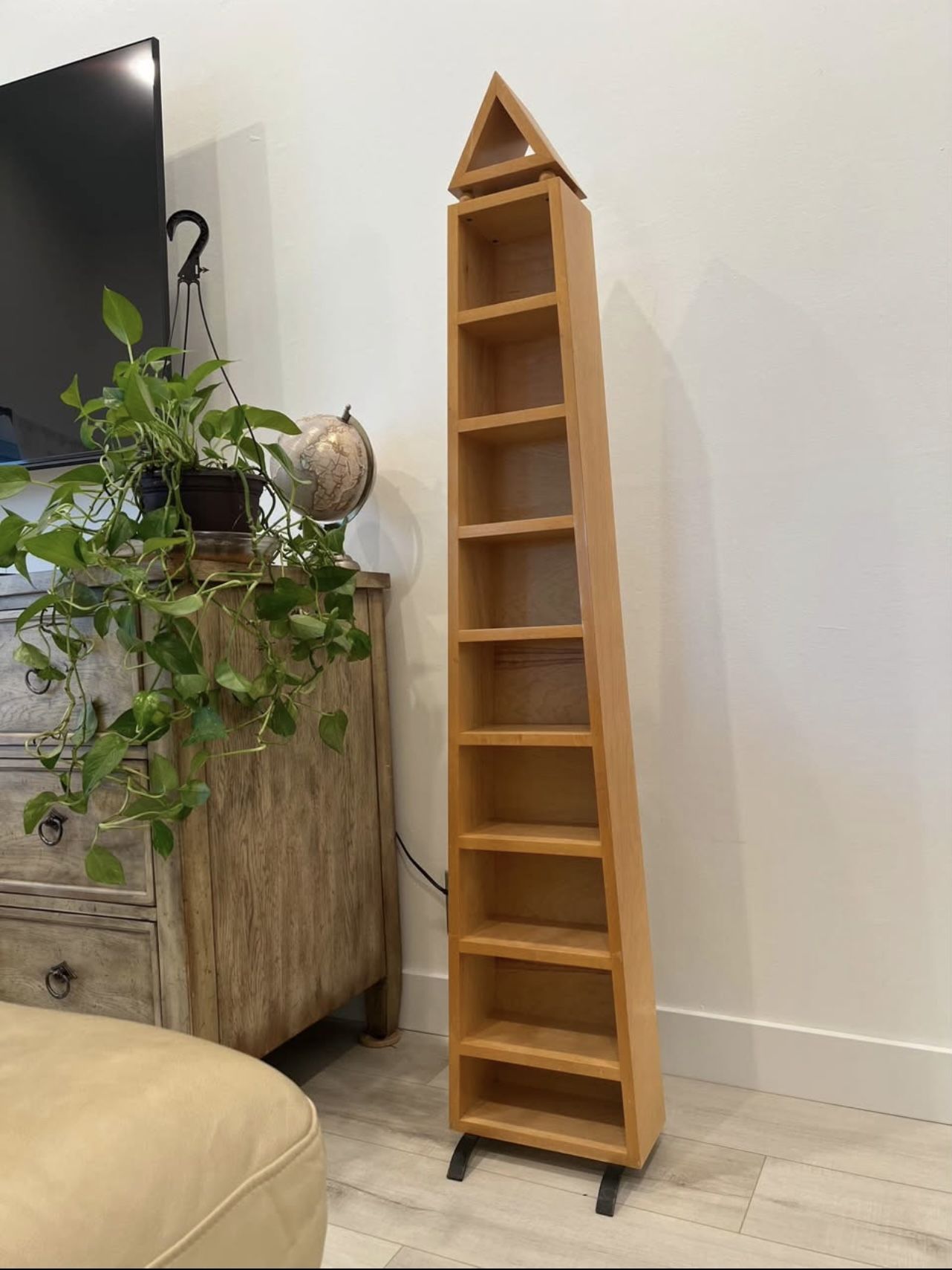 Solid wood Cd or Dvd small shelves and decorative triangular top