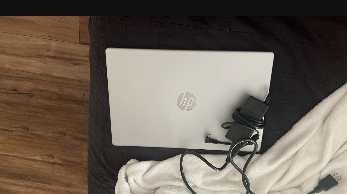 HP LAPTOP 15-fc0xxx