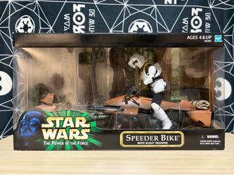 STARWARS 2000 Hasbro The Power of The Force: Speeder Bike With Scout Trooper