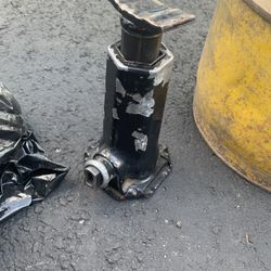 Jeep Bottle Jack 