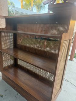 Rattan Home Bar