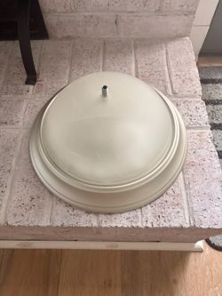 Ceiling light fixture