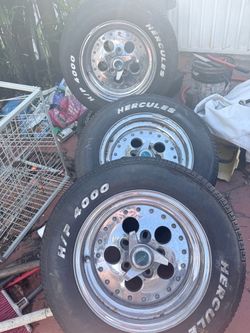 Hercules H/P 4000 Tires on Chrome Wheels – Set of 3