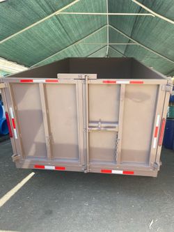 Smooth dump trailer