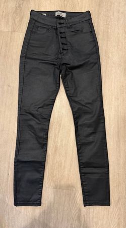Leather Look Skinny Pants Bundle – LTB 25 & Stradivarius 36