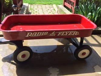 Radio Flyer Classic Red Wagon
