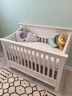Pottery Bran Crib with mattress