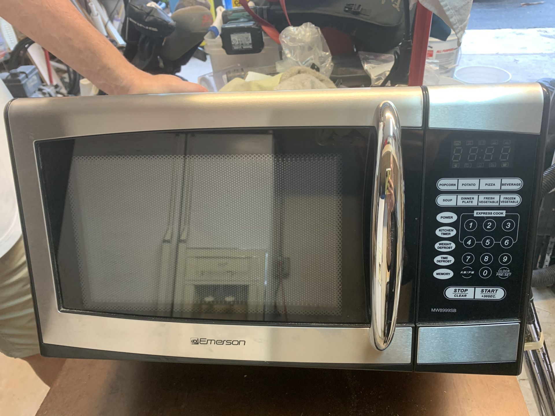 Emerson microwave oven