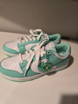 Nike Dunk Low "Green Glow" (Women’s 10 / Men’s 8.5) – Brand New