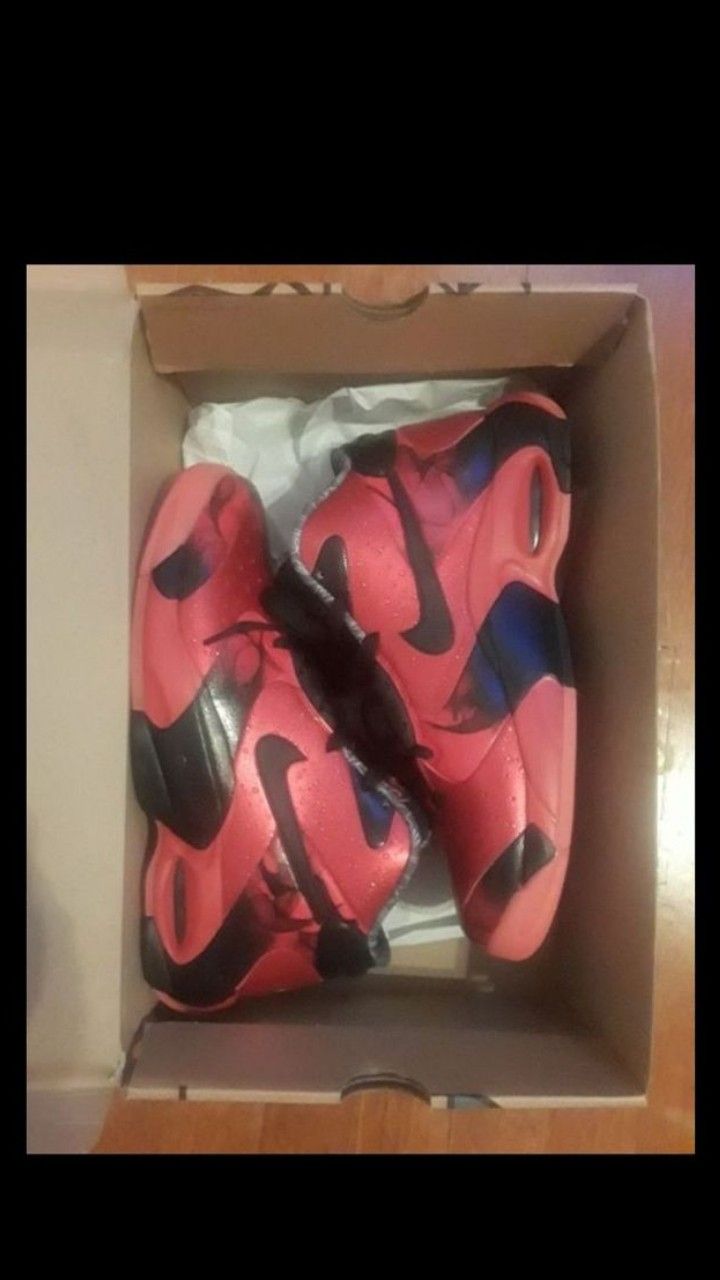 Size 10 Nike Air Up 2014 Quick Strike