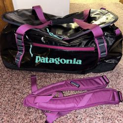 Patagonia Duffle Bag Black Hole 40L Brand New With Tags