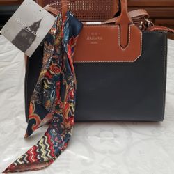 Classic NEW London Fog handbag purse     