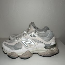 New Balance 9060 - Size7W / 5.5M - Brand New w/ Box