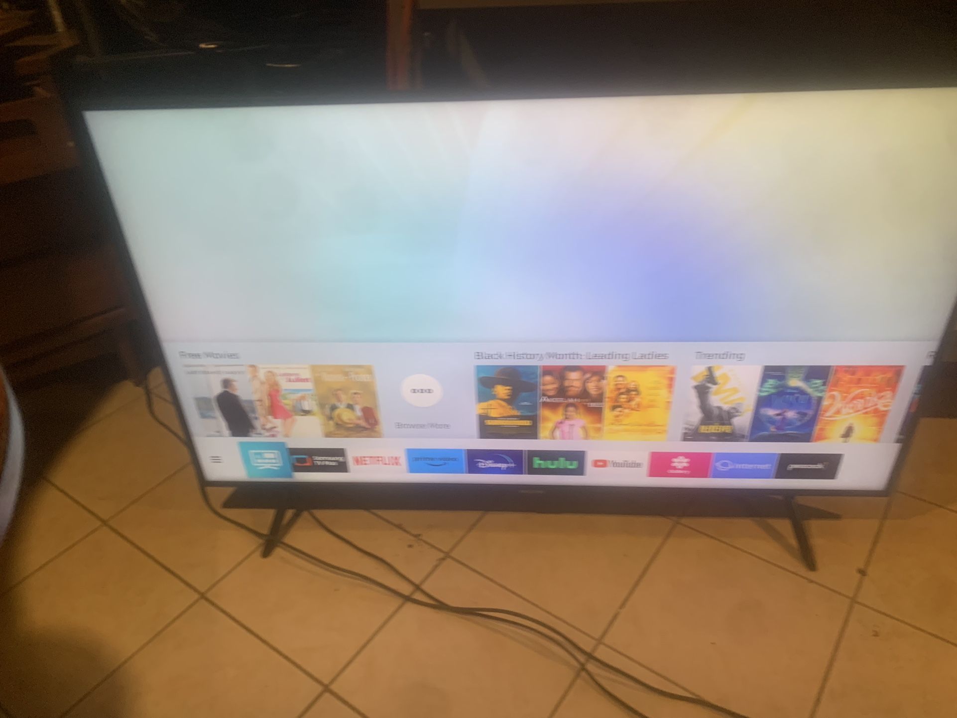 55 inch Samsung 4k UHD Smart tv