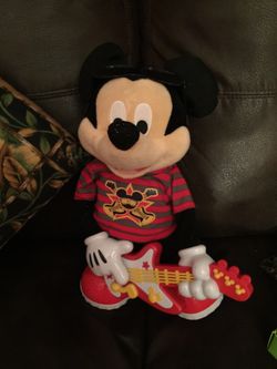 Singing Mickey Mouse