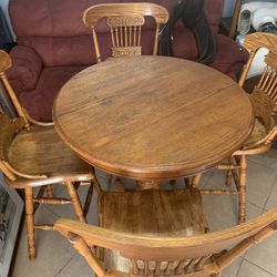 Bar Height Table With Four Chairs
