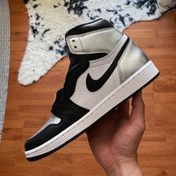 Air Jordan 1 High Silver Toe