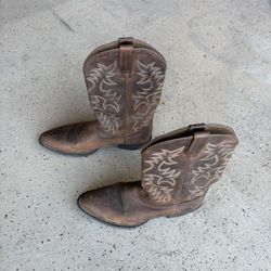 Men’s Size 11 Cowboy Boots