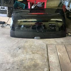 GMC Envoy Back Window For Base Model