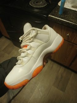 Jordan 11s