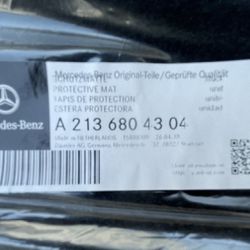 2017-2020 Mercedes E-Class Wagon Reversible Mat - (Part # 213-680-43-04)