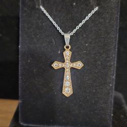 Cross Austrian Crystal https://offerup.com/redirect/?o=U3RubC5zdA== 