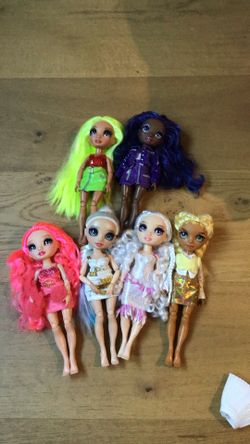 6 Rainbow High Dolls