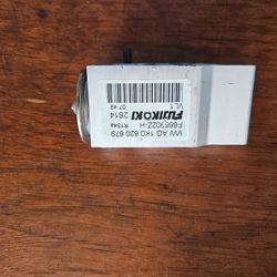 Genuine Volkswagen Expansion Valve 2008 - 2015 Volkswagen Beetle, Passat, Tiguan Jetta CC TDI 