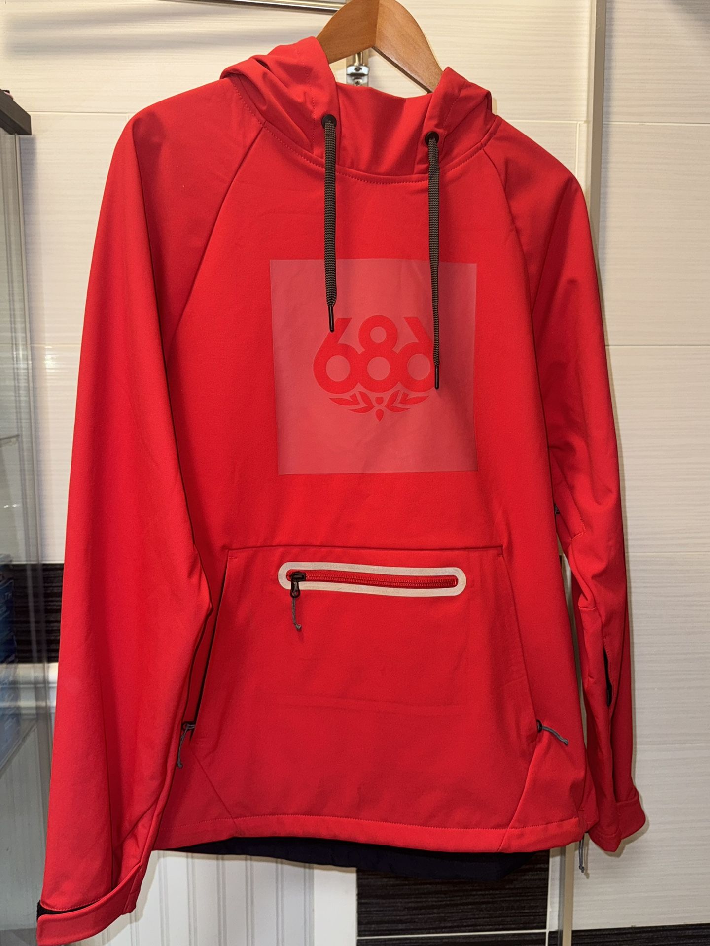 686 Waterproof Hoody (Snow Sports) Small