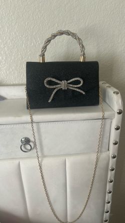 Sparkly Bow Purss