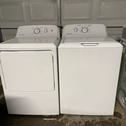 Like New Washer / Dryer Set  . Conservator Brand By GE . 