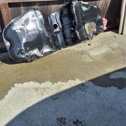 2000 BMW 740i Gas Tank