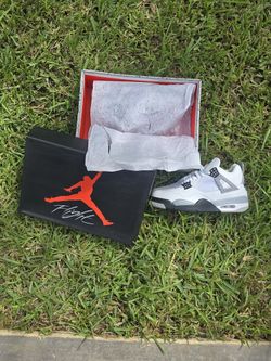 Jordan 4 White Cement 