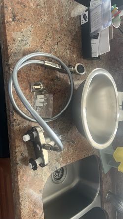 Small sink good for RV, bar or small kitchen