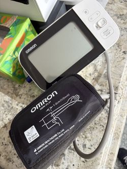 BLOOD PRESSURE CUFF & MACHINE