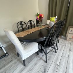 Kitchen Table 