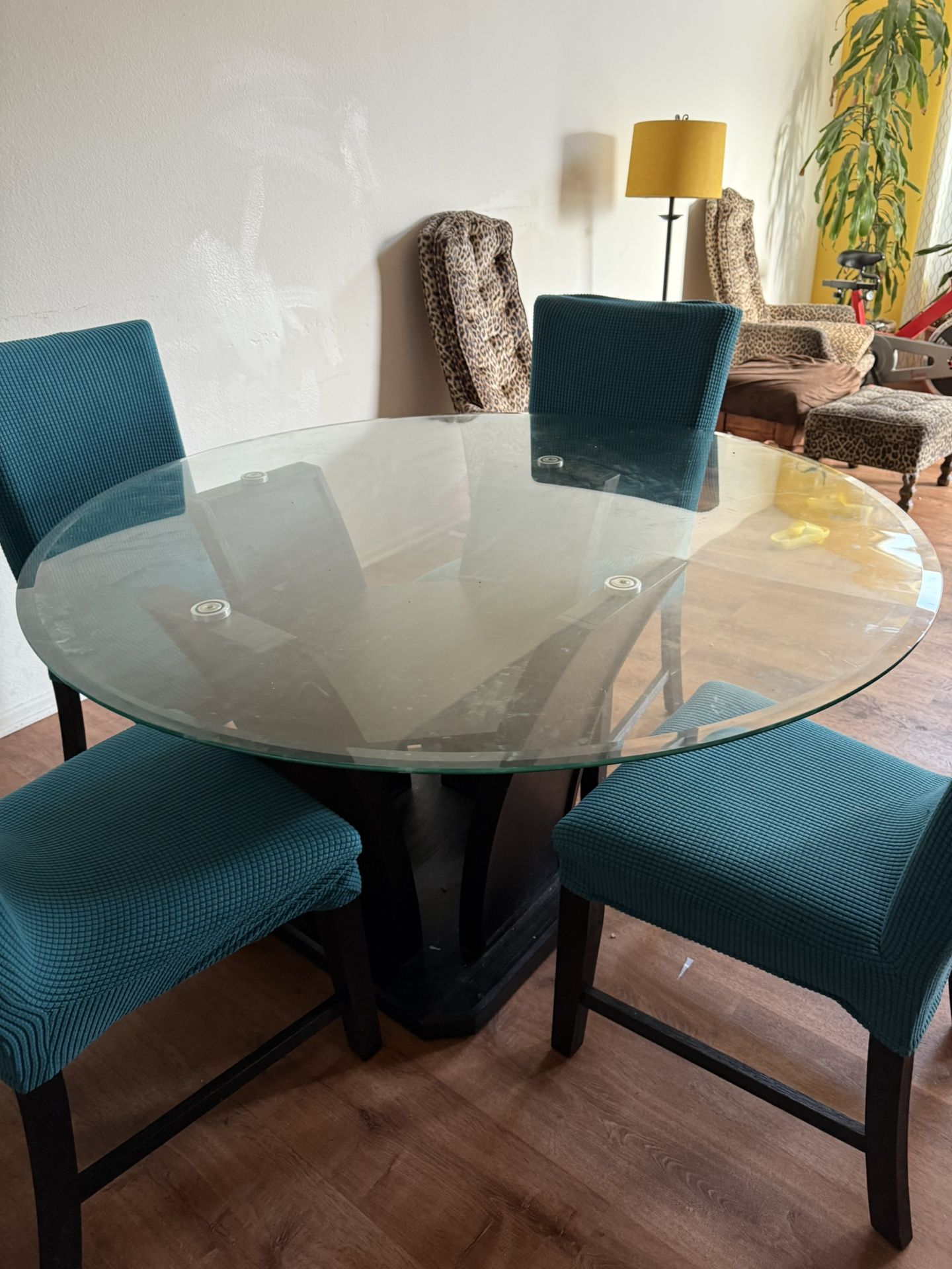 Dinning Table